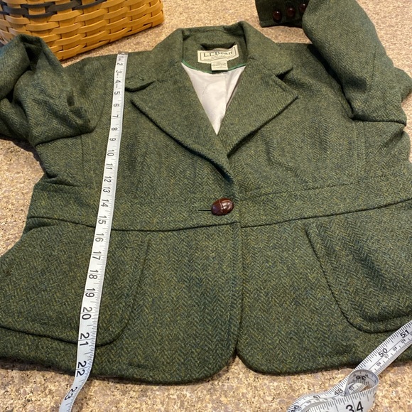 L.L. Bean Wool Blazer Jacket Green Herringbone Vintage 12 Petite - Picture 4 of 17